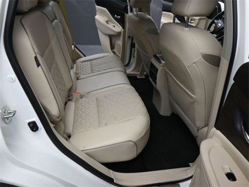 Used 2019 Nissan Murano Platinum w/ Cargo Package image 14