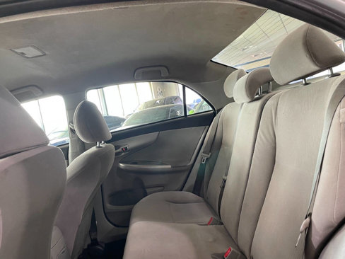 Used 2012 Toyota Corolla LE image 18