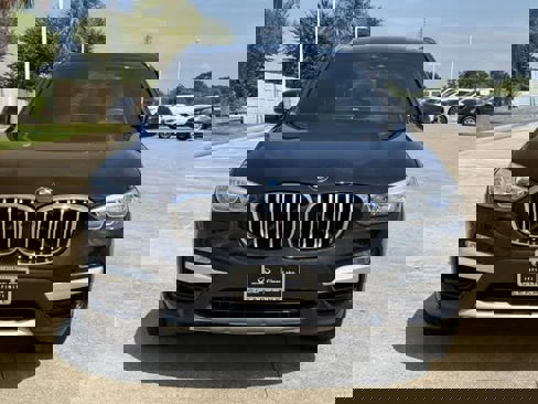 Used 2019 BMW X3 sDrive30i w/ Driving Assistance Package image 7