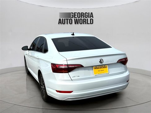 Used 2019 Volkswagen Jetta SEL image 3