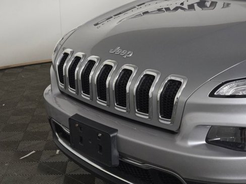 Used 2015 Jeep Cherokee Limited w/ Luxury Group image 13