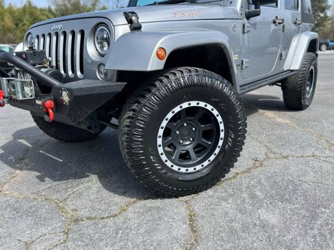 Used 2015 Jeep Wrangler Unlimited Sahara w/ Connectivity Group image 6
