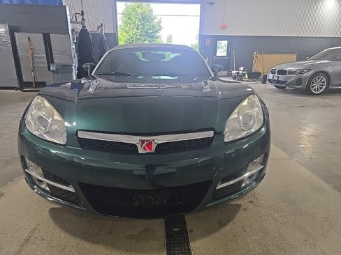 Used 2007 Saturn Sky w/ Premium Trim Pkg image 2