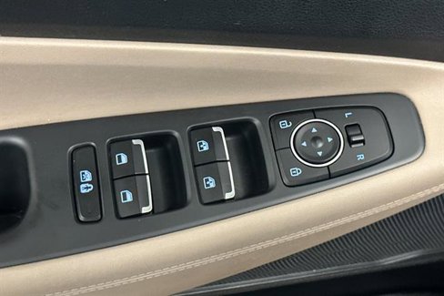 Used 2023 Hyundai Santa Fe SEL image 13