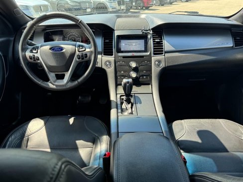 Used 2017 Ford Taurus SEL w/ Equipment Group 201A image 9