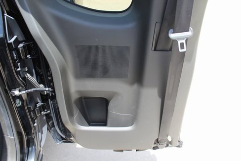 Used 2019 Nissan Frontier SV image 15