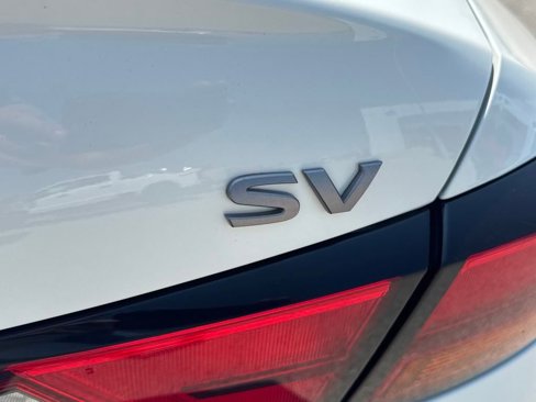 Used 2023 Nissan Altima 2.5 SV image 5