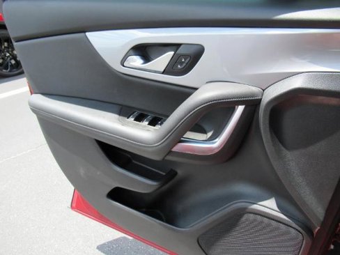 Used 2021 Chevrolet Blazer LT image 25