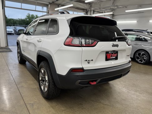 Used 2019 Jeep Cherokee Trailhawk image 27