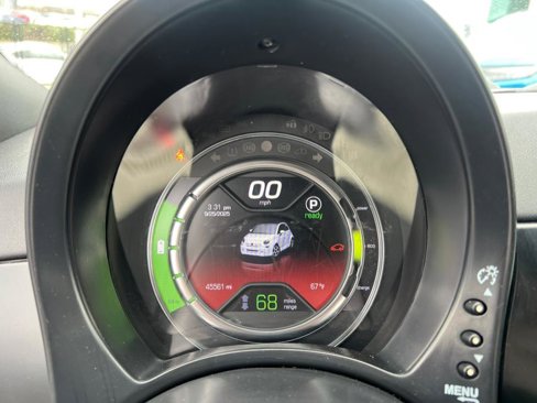 Used 2018 FIAT 500 e w/ Esport Package image 13