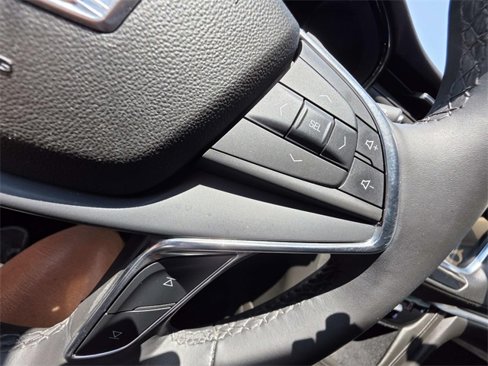 Used 2018 Cadillac XT5 Luxury image 18