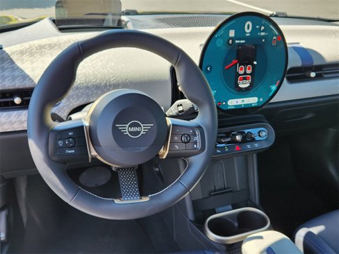 Used 2025 MINI Cooper S image 9