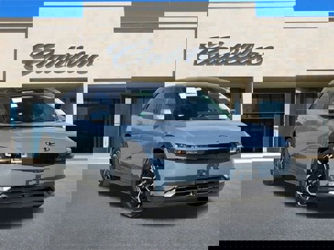 Used 2022 Hyundai Ioniq 5 SE w/ Cargo Package image 2
