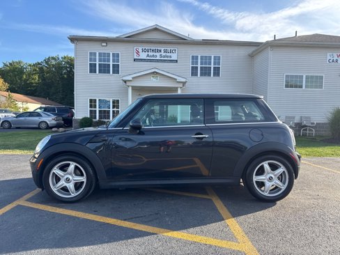 Used 2007 MINI Cooper Hardtop image 1
