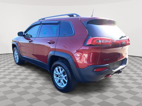 Used 2017 Jeep Cherokee Trailhawk image 8
