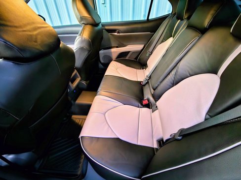 Used 2021 Toyota Camry LE w/ Carpet Mat Package (TMS) image 7