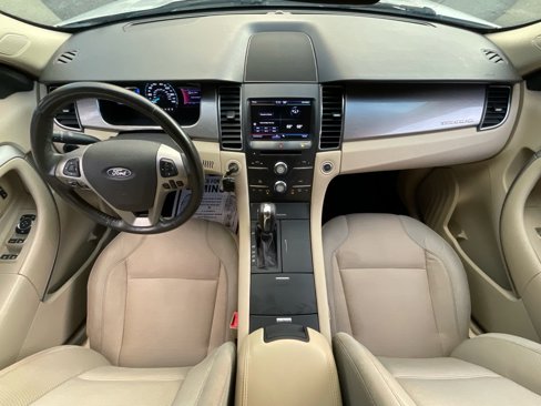 Used 2013 Ford Taurus SEL image 21