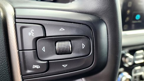 Used 2023 GMC Yukon Denali image 17