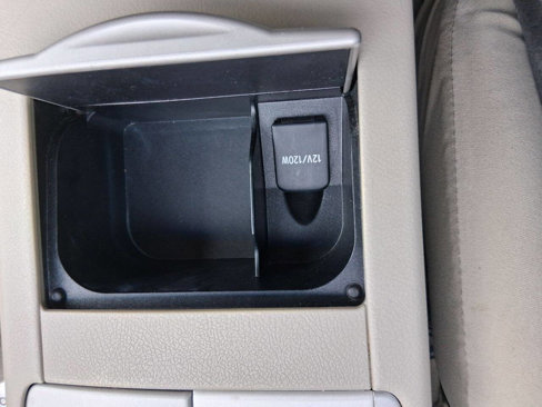 Used 2011 Toyota Camry LE image 25