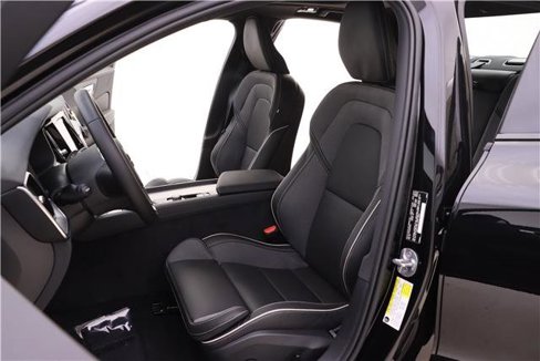 Used 2024 Volvo S60 B5 Plus w/ Protection Package Premier image 6