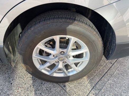 Used 2024 Chevrolet Equinox LT image 20