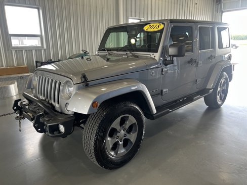 Used 2018 Jeep Wrangler Unlimited Sahara image 3