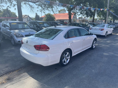 Used 2012 Volkswagen Passat 2.5 SE image 4