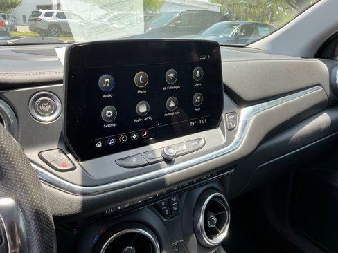 Used 2023 Chevrolet Blazer LT image 15