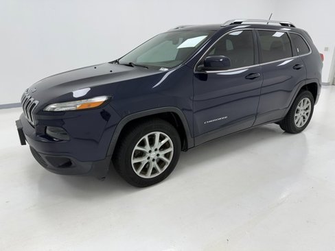 Used 2016 Jeep Cherokee Latitude image 5