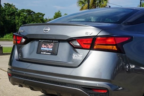 Used 2023 Nissan Altima 2.5 SV image 5