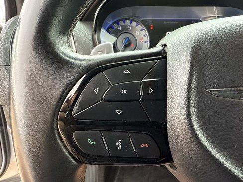 Used 2018 Chrysler 300 S w/ 300S Premium Group image 19