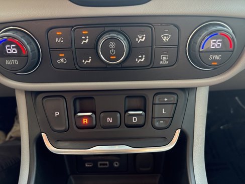 Used 2019 GMC Terrain SLT w/ Preferred Package image 27