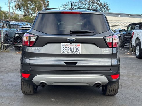 Used 2018 Ford Escape SEL image 12