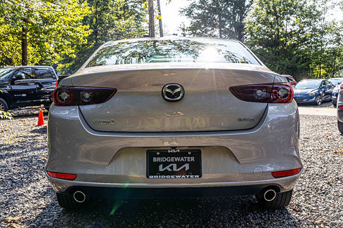 Used 2022 MAZDA MAZDA3 s image 5