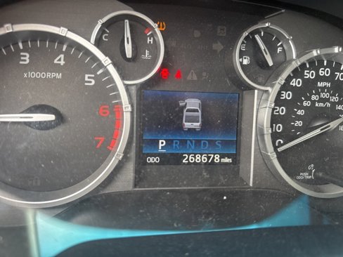Used 2014 Toyota Tundra SR5 image 9