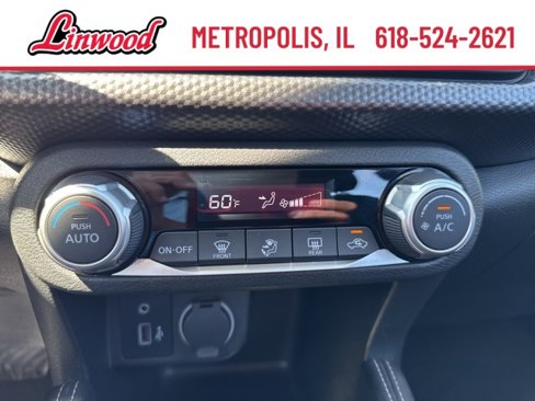 Used 2020 Nissan Kicks SV image 19