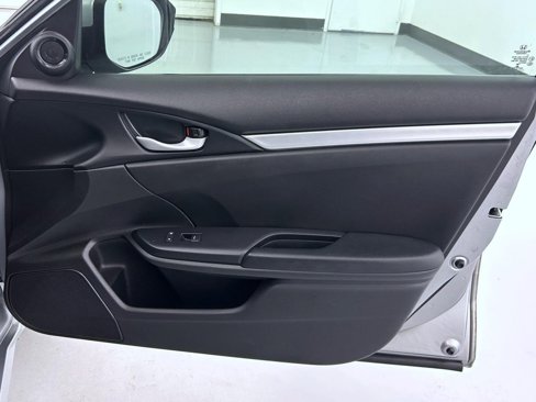 Used 2020 Honda Civic Sport image 16
