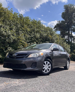 Used 2013 Toyota Corolla LE Special Edition image 2