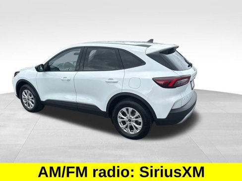 Used 2025 Ford Escape Active w/ Cold Weather Package image 7