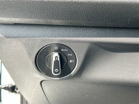 Used 2021 Volkswagen Jetta R-Line image 17