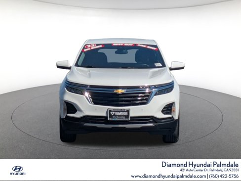 Used 2023 Chevrolet Equinox LT image 2