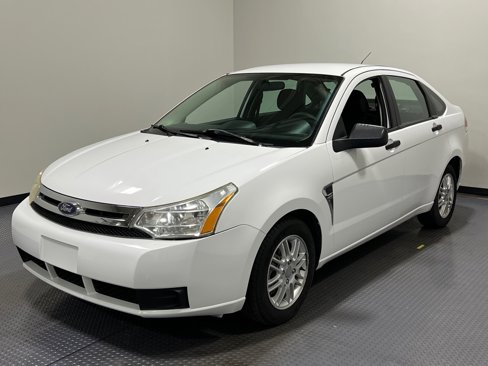 Used 2008 Ford Focus SE image 1