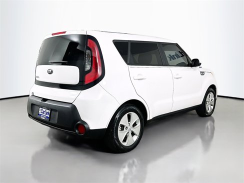 Used 2016 Kia Soul image 7