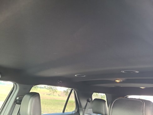 Used 2018 Ford Explorer XLT w/ Equipment Group 202A image 19