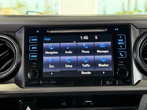 Used 2017 Toyota Tacoma TRD Sport image 28