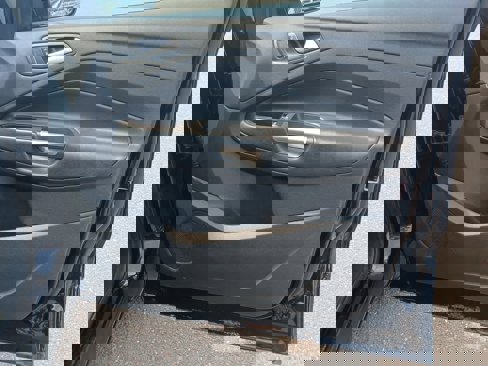 Used 2019 Ford Escape SE image 35