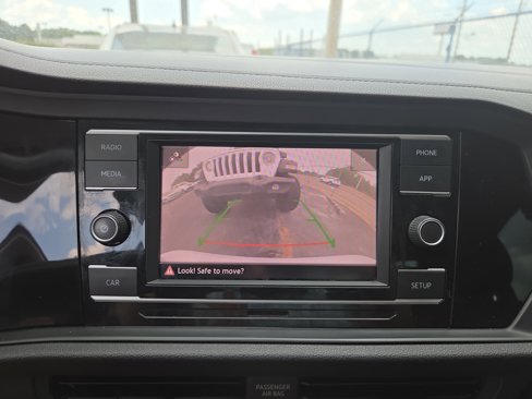 Used 2019 Volkswagen Jetta S image 23