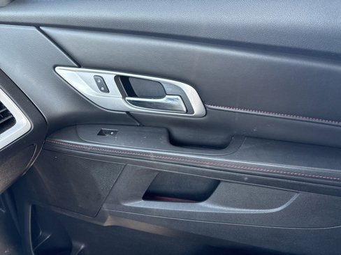 Used 2015 GMC Terrain SLE image 23