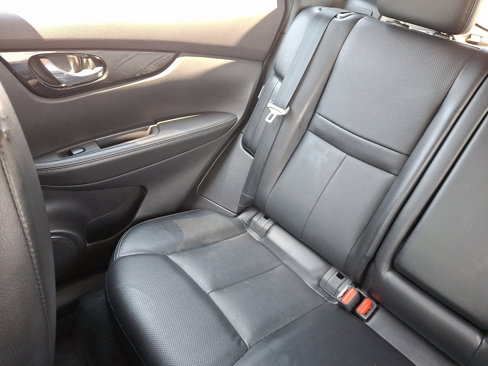 Used 2022 Nissan Rogue Sport SL image 17