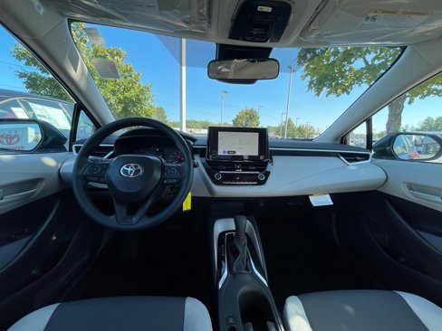 New 2025 Toyota Corolla LE image 9